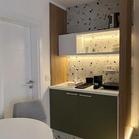 Red Riding Hood Apartment Belgrade Exterior photo