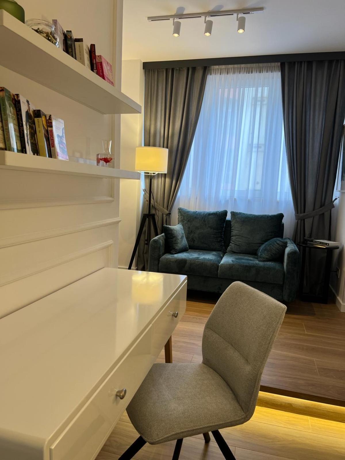Apartament Red Riding Hood *