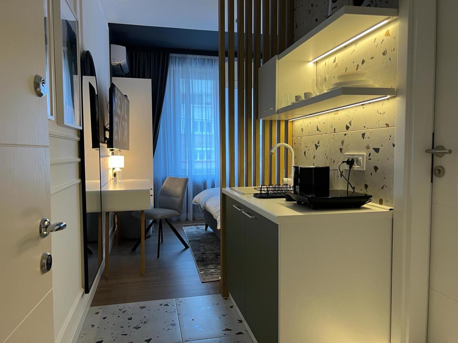 Red Riding Hood Apartament